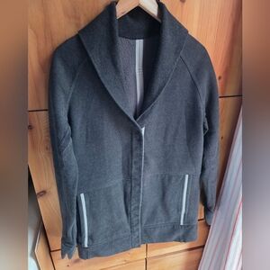 Lululemon Women's Grey Yin To My Yang Shawl Collared Snap Front Cardigan Sz 8